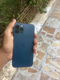 ايفون 12 برو ماكس ذاكره 256 مبدل بس شاشه بطاريه ٧٥ بلاديه جهاز نضيف سع...
