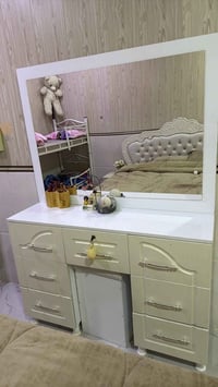 ميز تواليت • اصل • سمودە