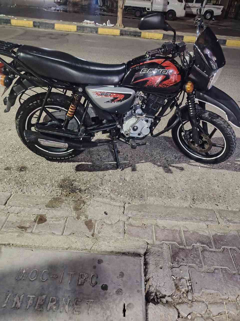سلام عليكم بوكسر موديل 23اوراق وكيلهه بل مجر محرك مكفول ***********
