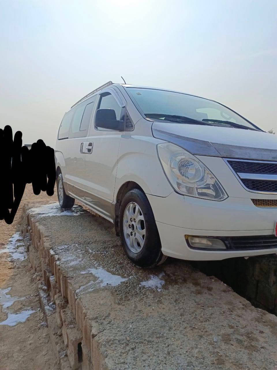 سلام عليكم ستاركس مسكر اصلهه مفتوح ومحوره مسكر 
مكينا سورنتو بيهه رشات خفيفه صبغ من بيبان السلايت السعر 155 وبيها مجال الاتصال على الرقم ***********

