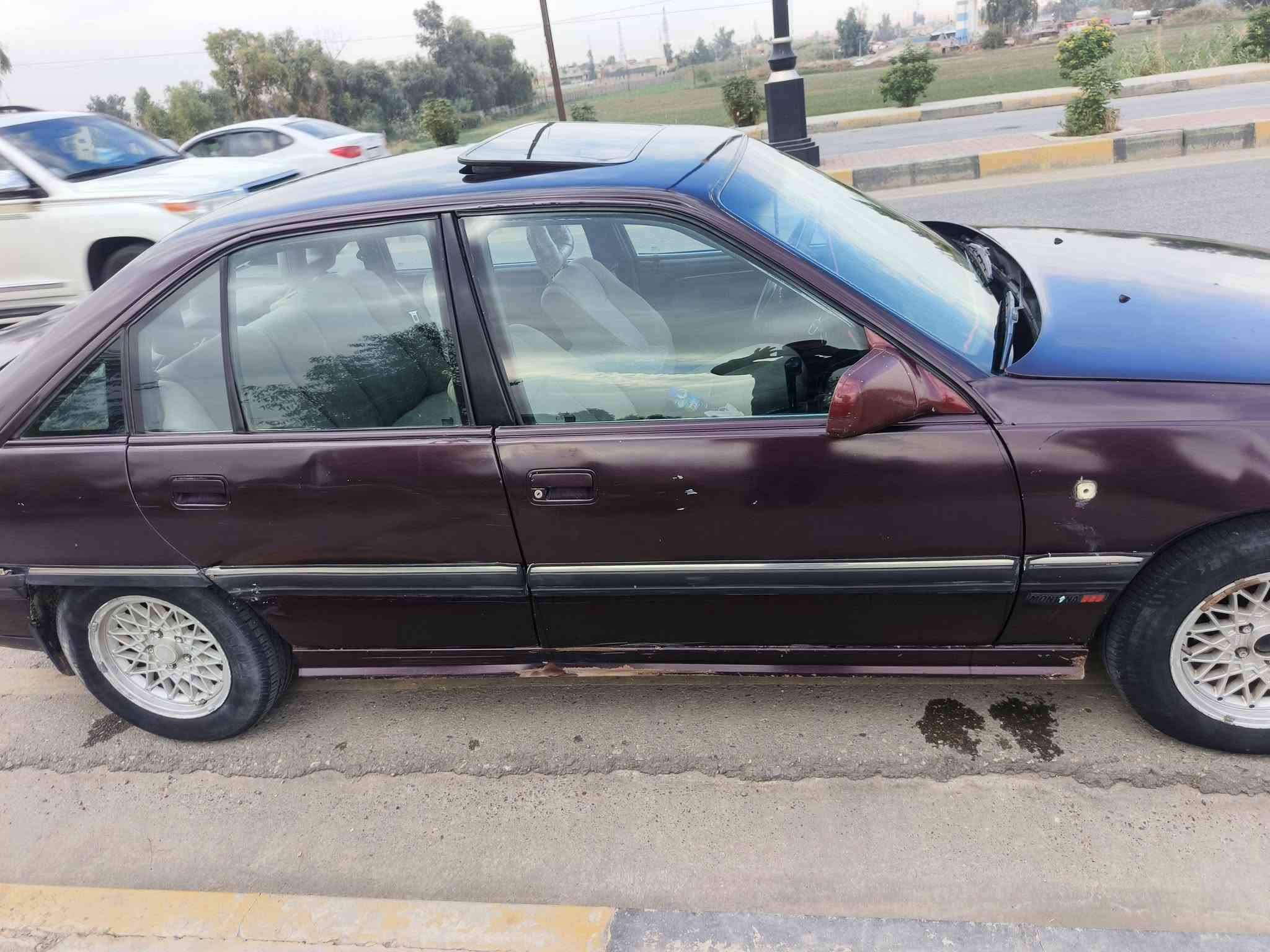 اوميغا • ٩٣ • اوتوماتيك