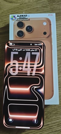 آيفون ١٧ برو ماكس • ايسيم • بطارية ١٠٠