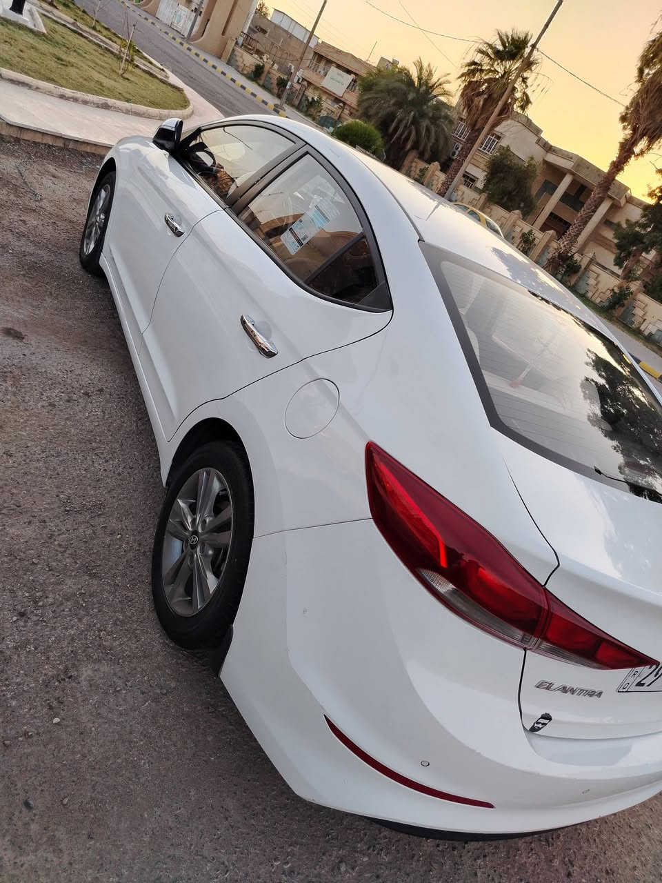 النترة البيع رقم واسط بسمي موديل ١٧ بيض خليجي.  رقم الجوال ***********  او. مراوس
