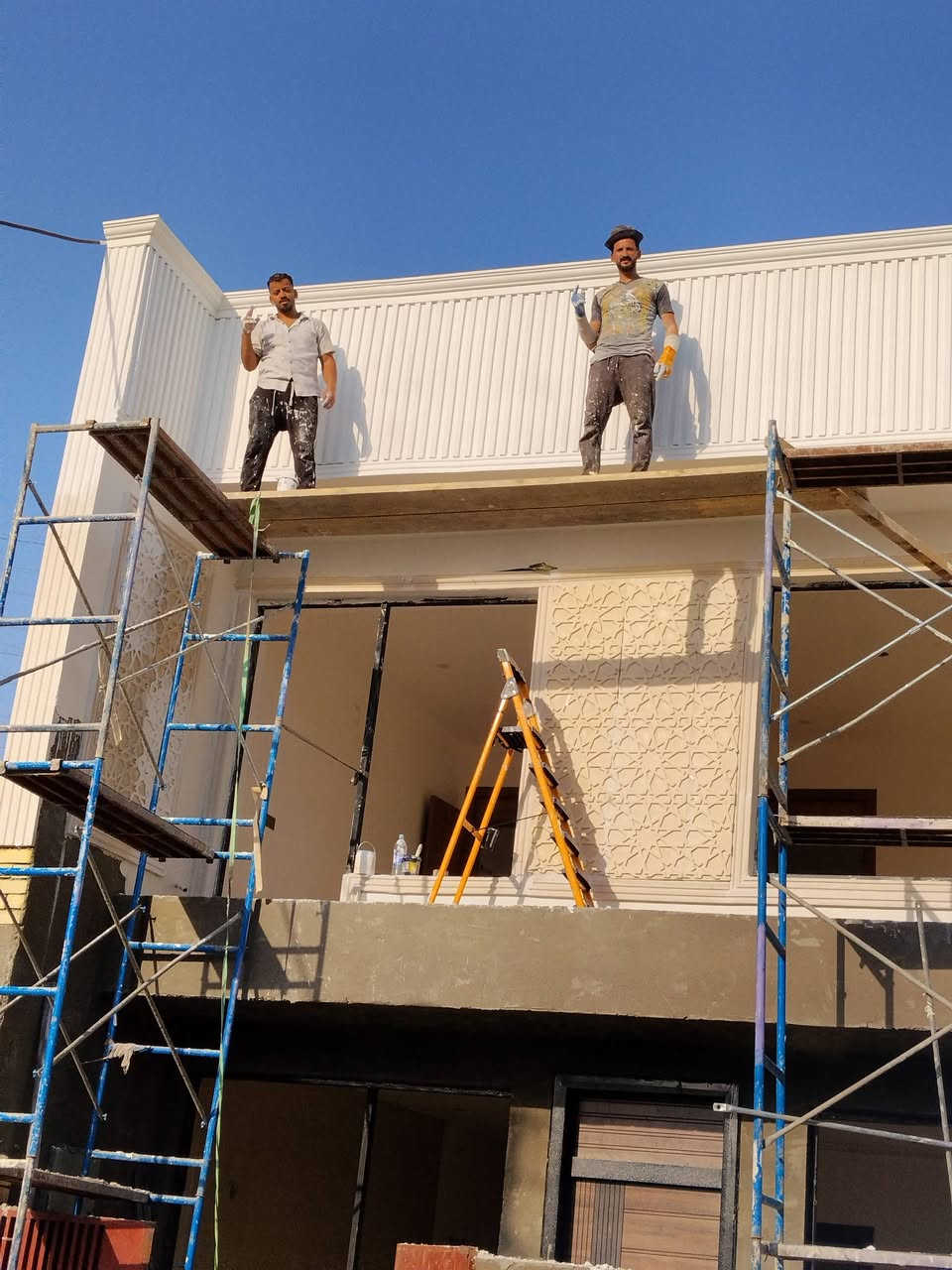 السلام عليكم ورحمه الله وبركاته لباخ مصري درجه اولى تسليم مهندس سرعه بالعمل وإنجاز بنفس الوقت 
لجميع اعمال اللبخ الاسمنتي لبخ ثقل لبخ جراره لبخ تشميع لبخ مصاطر طلس نثر
تقطيع يدوي تركيب طرايش
تغليف وجهيات بالفوم التركي كادر كامل علي اعلي مستوي من العمل  خبره بالمجال مكاني بغداد العمل بي 
للتواصل الاتصال على رقم ***********
 وبيه واتس
