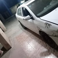 بي وايدي • كورولا 1800 • ٢٠١٣