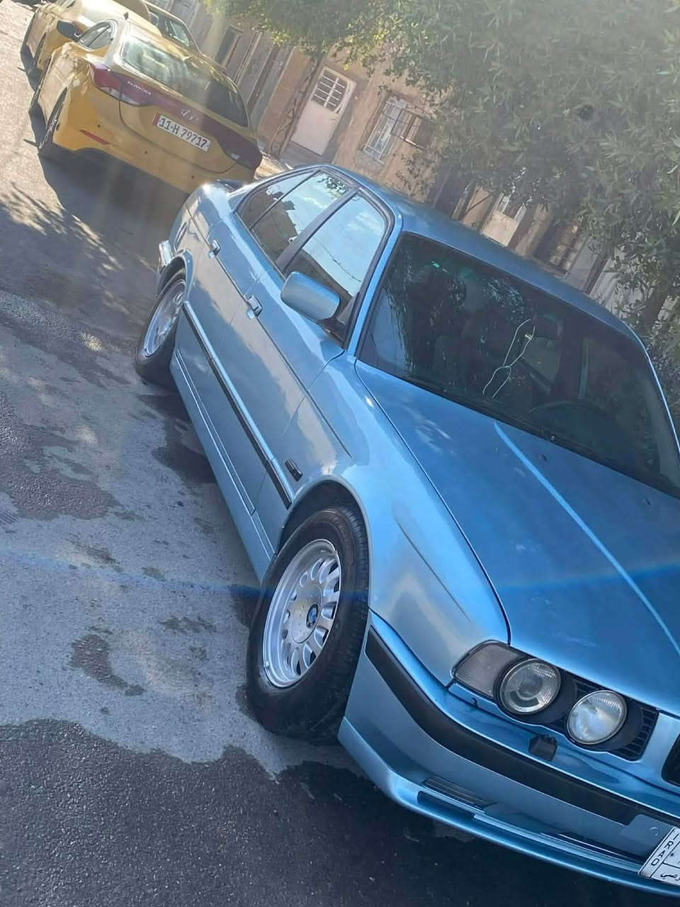 السلام عليكم بيم موديل ٩٠ حجم 525 مكينه مفتوح مكينه كير تبريدمكفولات صدر خلفي امامي كله جديد تخم تاير جديد مكفوله من ضربه لقويه لغد شاصي حوض صندوك تكم كله كفاله مصبوغه لجماليه سعر 58 مكان بغداد الدوره ***********
