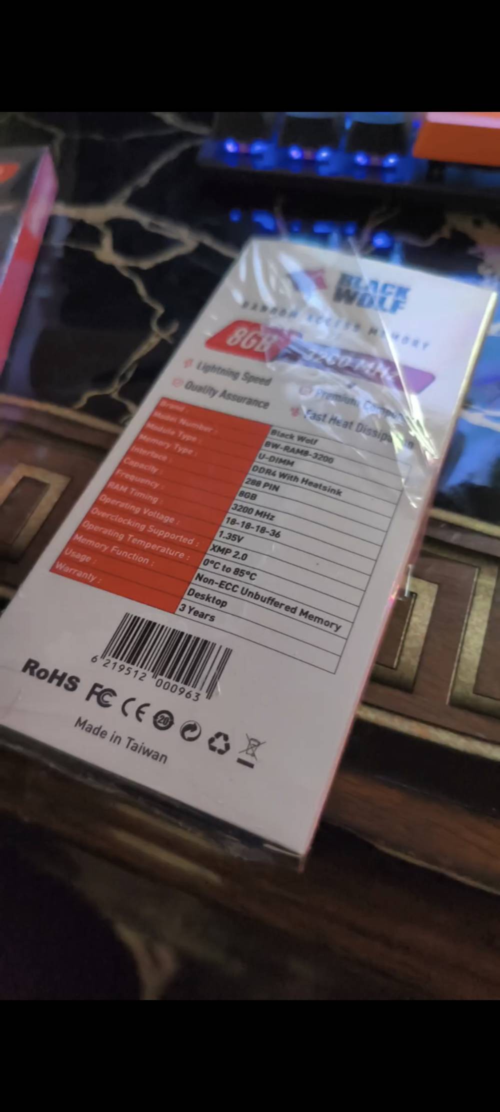 رام 2×8 • DDR4 3200 • بكرتون