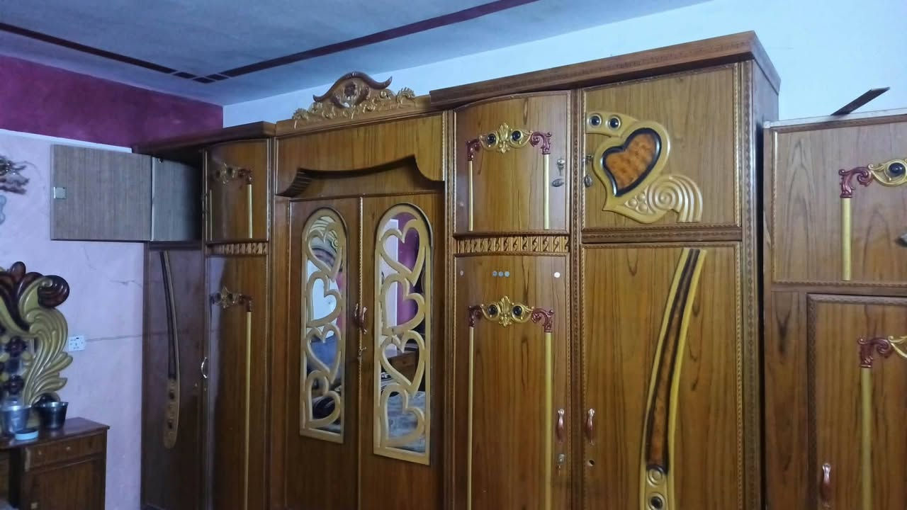 للبيع • غرفة نوم • أثاث