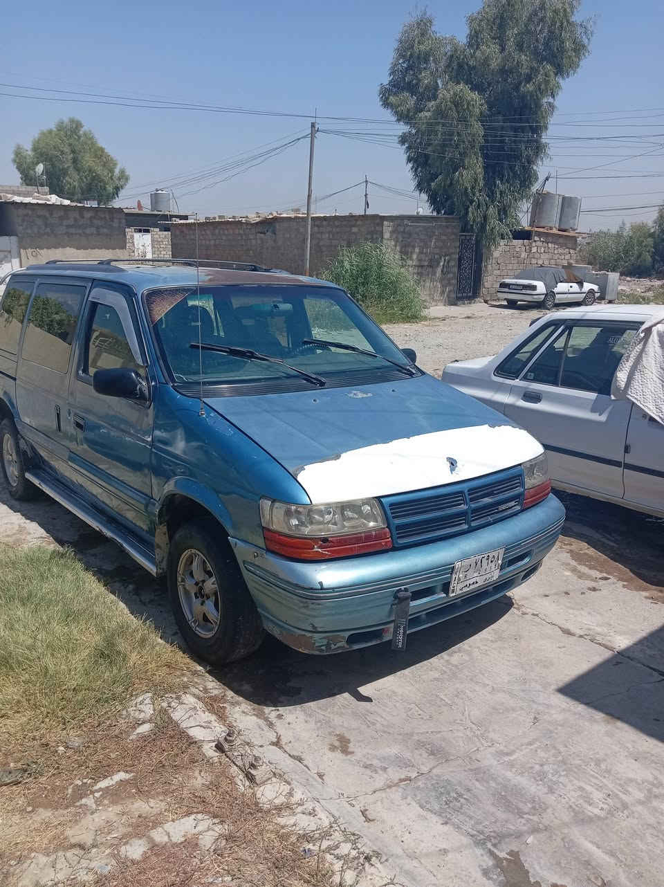 السلام عليكم سياره  للبيع كلايزر مكينه و كير فرخ بطه السعر 32  بي مجال الرقم ***********
