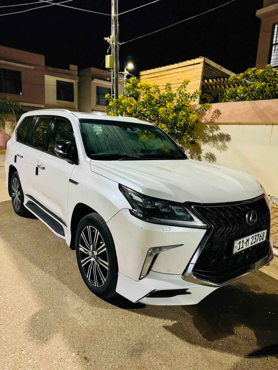 السلام عليكم 
لكزز 19 سوبر سبورت بريم 
سونار داخل المنشور 
ماشيه 140 
بغداد باسمي 
استفسار اتصل ***********
