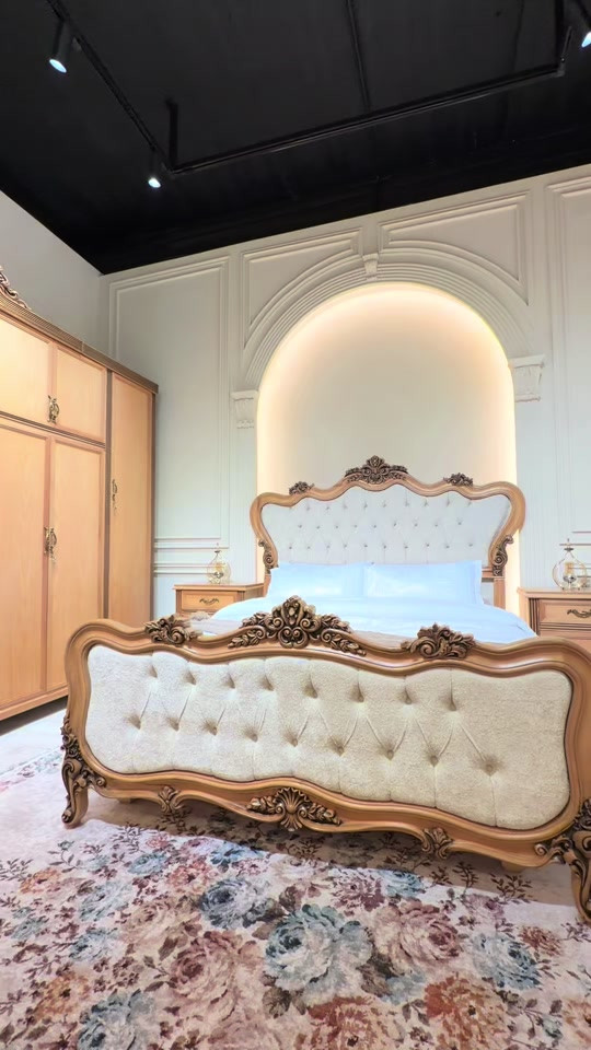 موديل خيزران داخل وخارج خشب سنديان طبيعي  السعر 4 ملايين و800 الف فقط الوجه خشب سنديان طبيعي 5ملم لون طبيعي مطفي والداخل سنديان طبيعي 4 ملم مصبوغ بالكامل  كل الغرفة دنك خشب زان  كل الغرفة لوكنز خشب زان يعني ارجل مرتفعة عن الأرض كل الغرفة لف الابواب والمجرات خشب زان داخل وخارج جانبي قواطع المجرات بلوك بورد سنديان وتحفيز السكك بالخشب  القاعدة بلوك   الظهر جرجوبة شد براغي قواطع المجرات بلوك بورد كل الغرفة التوج خشب زان تاج الجرباية خشب زان ثقيل  شازلون جلوس امام السرير وطابورية  السرير خشب ركم لوح 6 ارجل ثقيل  ارتفاع الكنتور 271 سم عرض الكنتور 338سم عرض زاوية الملابس 120سم يعني الكنتور وزاوية الملابس ضلع كامل 458سم السعر 4800 فقط شركة الأفراح للأثاث العراقي  البيع بالنقد وبالأقساط ‏ غرفة نوم- اطقم قنفات - مفروشات - اخشاب تصنيع الأثاث  ‏العنوان محافظة واسط قضاء العزيزية قرب كراج بغداد مقابل مقهى حوران ‏التوصيل والشد مجاني إلى جميع محافظات العراق ‏خدمة استبدال الغرف العراقية القديمة بغرفة جديدة مع الاتفاق على الفرق ‏ خدمات ما بعد البيع لمدة سنة مجانية  *********** *********** *********** *********** *********** *********** #أثاث  #غرف_نوم  #ديكورات_داخليه #سنديان 
