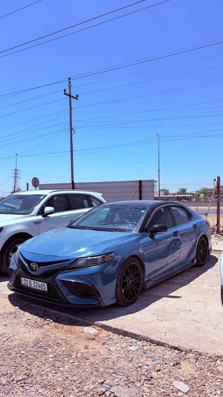 السلام عليكم 
كامري TRD للبيع 
مكينة V6 3500
ماشية 82 الف كيلو وليس ميل 
2022 وارد امريكي 
لون ازرگ توكلر بلادي 
ضررها سطحي كلش چاملغ و كم اصبع من البنيد 
شاصي لغد دواخل كلها مكفولة صبغ چاملغ وباب يعني قطعتين فقط 
ايرباگات كلها سليمه 
السيارة مختمة TRD بكل مكان 
بگلايت لد متغير تتحكم بي من الموبايل 
اخوان السيارة مصارلي شهر من مشتريها 
مسويلها ادامة عامة وصيانة 
بس ادامة منظومة الاحتراق مكلفة 600 الف من عدا باقي الشغلات الي تبدلن باتري جديد اليوم بدلته 
يعني السيارة نقص برغي مابيها
يعني اني كملتها وكملت نواقصها حتى اجنيها بس والدي مارضى على صوتها و منظرها ف جاي ابيعها ع موده  
السيارة V6 3.5 
301 hp 
يعني صاروخ 
رقم بغداد الجديد 
سنوية جديدة ب اسم والدي 
هزه جديدة 
السعر 205 ورقة وبيها مجال 
يعني دفترين وخمس اوراق 
صور الحادث والسونار 
بالمنشور 
مكاني بغداد شارع فلسطين 
***********
متواجد واتس اب وع الرقم

