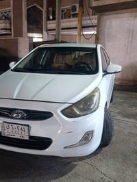 للبيع: هيونداي أكسنت 2013 خليجي 🇰🇷  • محرك 1600 • بغداد  • السيارة نظي...