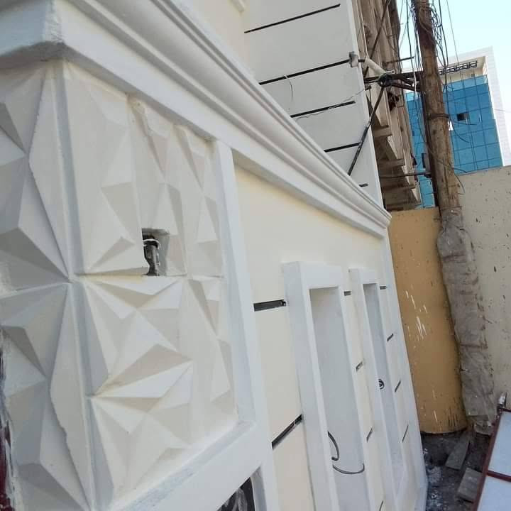 السلام عليكم تغليف   واجيات  ديكور لبخ تصفير بالفوم التركي زائد لبخ بالماده اللاصقه شغل درجه اولى كادر مكاني بغداد حاليا متفرغ الاستاذ حيدر هذا رقمي ***********  *********** واتساب مناسب
