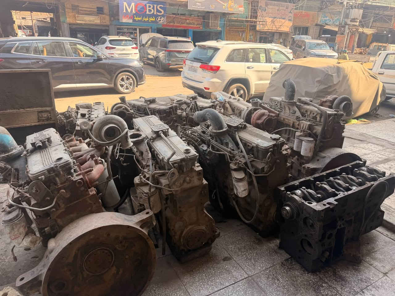 سلام عليكم
يتوفر كمنز 24ولف 114
بيهن خيط بخار كامل تفرعات 
سعرالوحد 9اوراقه واذا كلهن يختلف السعر ابيع طافي 
المكان بغداد كراده 52
***********
