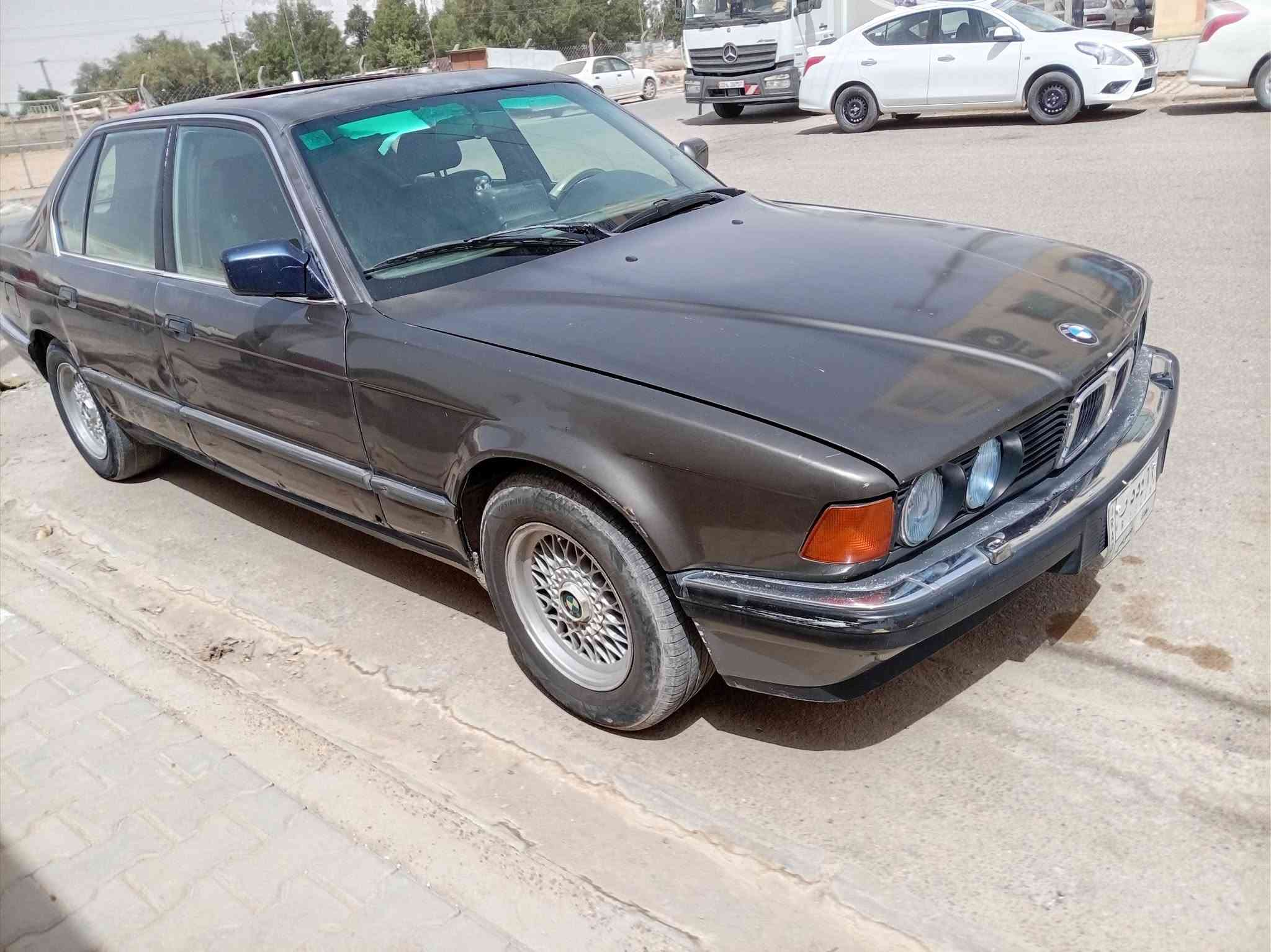 بي إم دبليو ٧٣٥ • ١٩٩١ • سنوية ٢٠٢٩