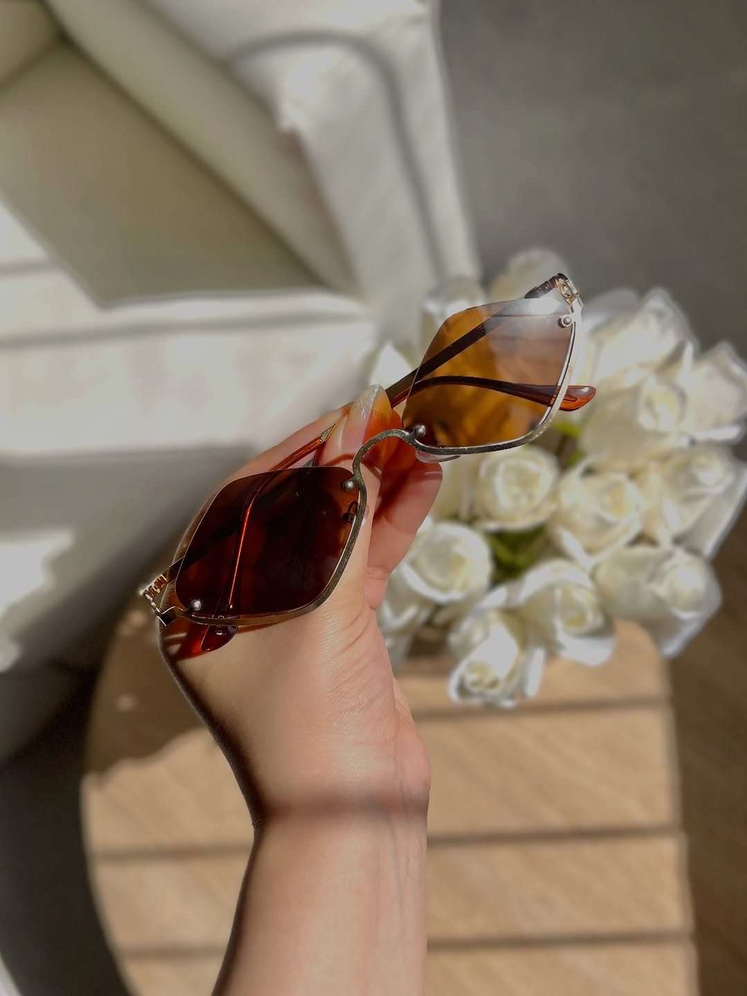 تشكيلة مميزة من النظارات🔥🫴

نص مكتوب في الصور:
- تلبسيهم بالدوام وانتي حلوه مثلا 🥺🤍 اقلبي للموديلات ✨