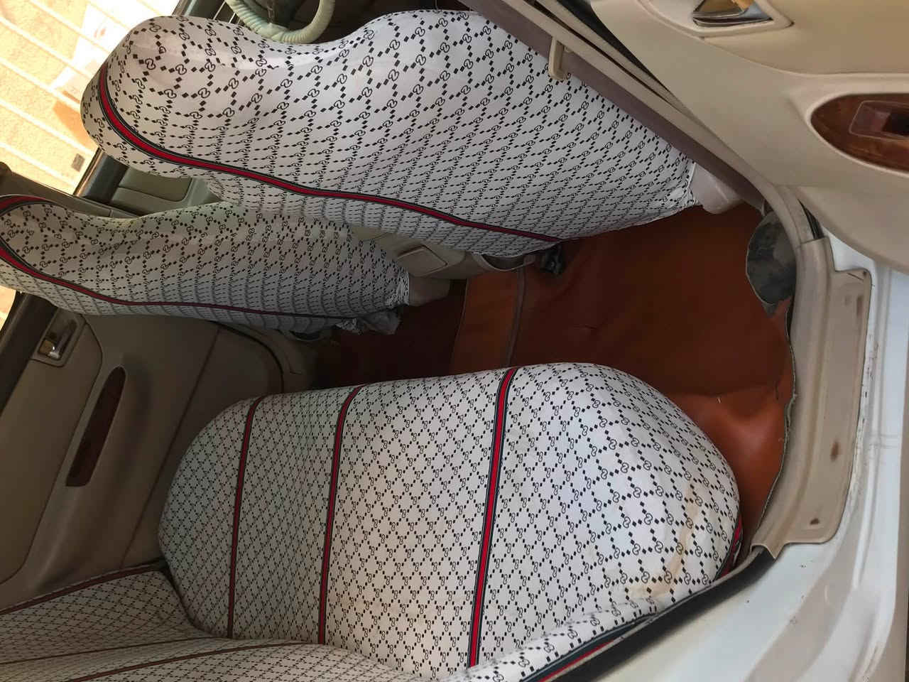السلام عليكم سيارة  BYD F3للبيع بل اقصاد 
كير ومحرك لانسر سيارة تبريد ثلج تخم تاير سياره جاهزة عل اخر حباية بدون ضربة بيها صبغ اماكن بصيطة مكاني البياع***********
