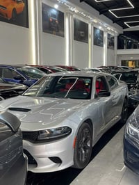 دوج جارجر GT /2023  داخل احمر فول عدى فتحة  بدون ايرباك  رقم جديد وهزة...