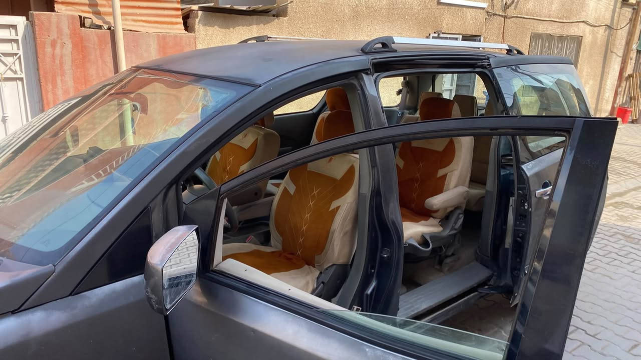 نيسان كويست • ٢٠٠٨ • حادث جهة السائق