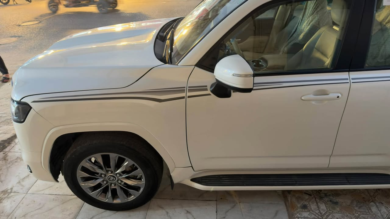 لاندكروز GX.R 2022 للبيع

مكينه 4000 تنفس طبيعي 

  ساز اصل ام التطبيق

مكفوله كفاله عامه بيه فقط BDR 

رقم بغداد بأسمي تحويل ثاني يوم

السياره جاهزه من كلشي ومبيها اي نقص  ونضيفه حيل 

فول مواصفات بفئتها ماشيه 45,000 الف 
حقيقي 

السعر - 625 وبيها مجال للطيبين
العنوان - ميسان 
الهاتف - ***********
