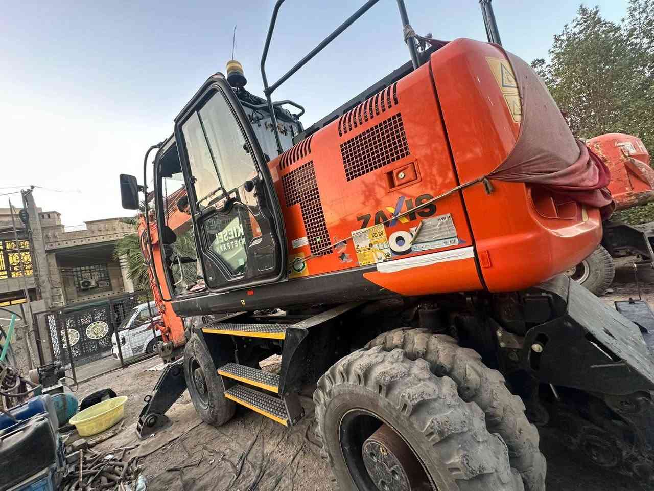 حفارة B2 2019 للبيع رقم اربيل
عنوان : بغداد / البلديات 
للاستفسار ***********  
او التواصلل خاص
