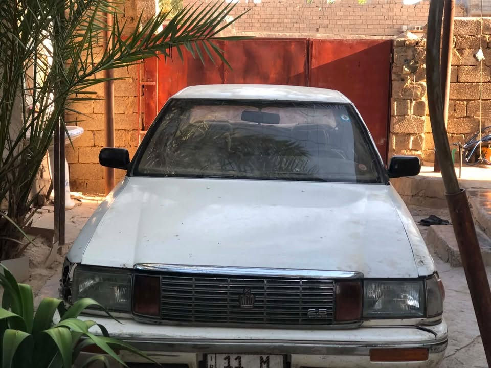 السلام عليكم هارتوب للبيع تسقيط
محرك 2.5 ديلكو لا تنقيص و لا تبخير گير وكالة 
بس صار ثلاث اشهر طافية عطلانة صار عندنا ظرف 
و ما عندي اصلحها ابيع كوم حديد لا تسألني عن شيء لان ما اعرف بالسيارات للتواصل 
***********
