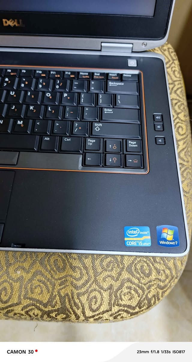 ديل • كور i5 جيل ثاني • رام ٤ هارد ٢٥٠