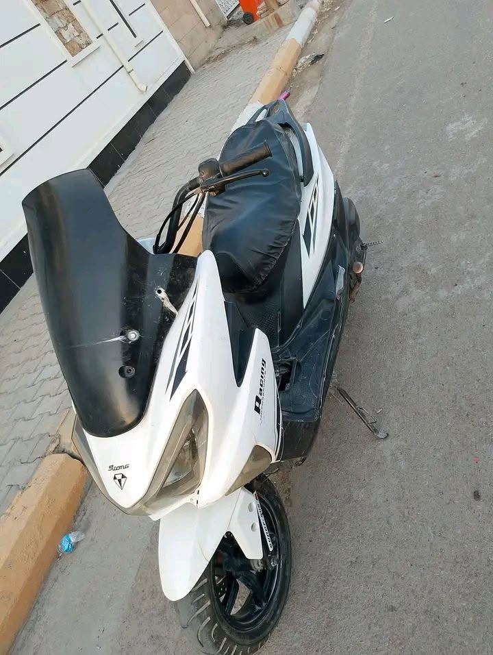 السلام عليكم سترونك 2023  مجفته جديد حاليا دخانه بيهه خفيفه ع زراك شلعه ومعدل حلو نضيفه السعر 225 بعقوبه التحرير ***********

