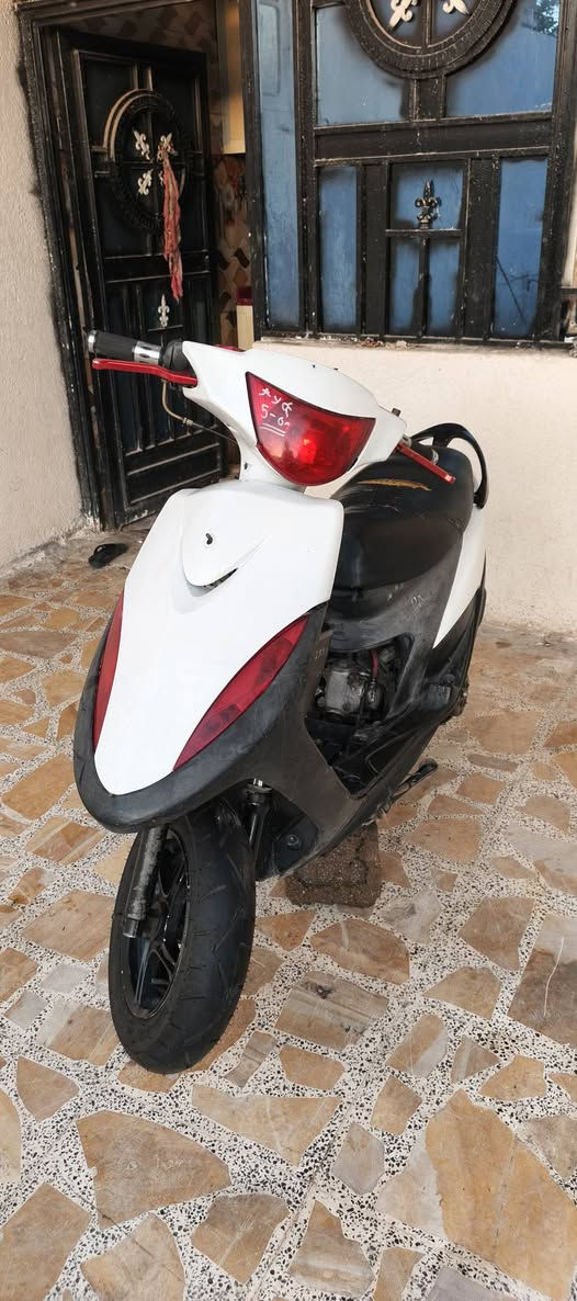 ماكس عدله دراجه حلوه ونضيفه مكينه بلادي 49
نكره سلف بكل وقت ما ناقصها شي والشراي يدلل
اوراق اصولي ادولك بنفس الحضه
سعرها 600 وبيها مجال نشالله مكاني ميسان 
القادسيه *********** هذه رقمي
