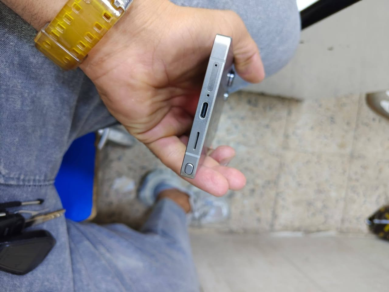 سلام عليكم S25 Ultra 256_ 12
كله مكفول مكاني بغداد 1,100 بي مجال بسيط 
***********
