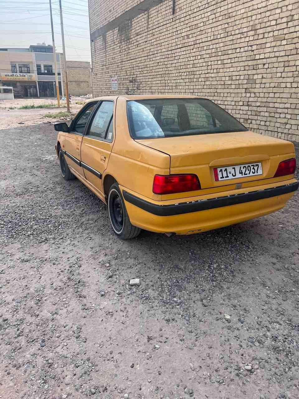 سلام عليكم بيجو بارص للبيع سياره جديده تكم تاير مدوشمه تنته وكشنات كهربائيات كلهه شغاله تبريد ثلج مكينه بيهه بس جاملغ وبنيد مبدلات البقيه كلهه مكفوله صدرهه جديد مكاني بغداد الدوره السعر 42 وبيهه مجال حگ الجيه 
***********
