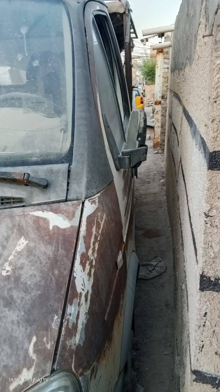 يسياره روسيه شغله سياره ماعيزه شي بس متروكه بسمي سياره سعر 35وبيه مجال تفصيل***********
