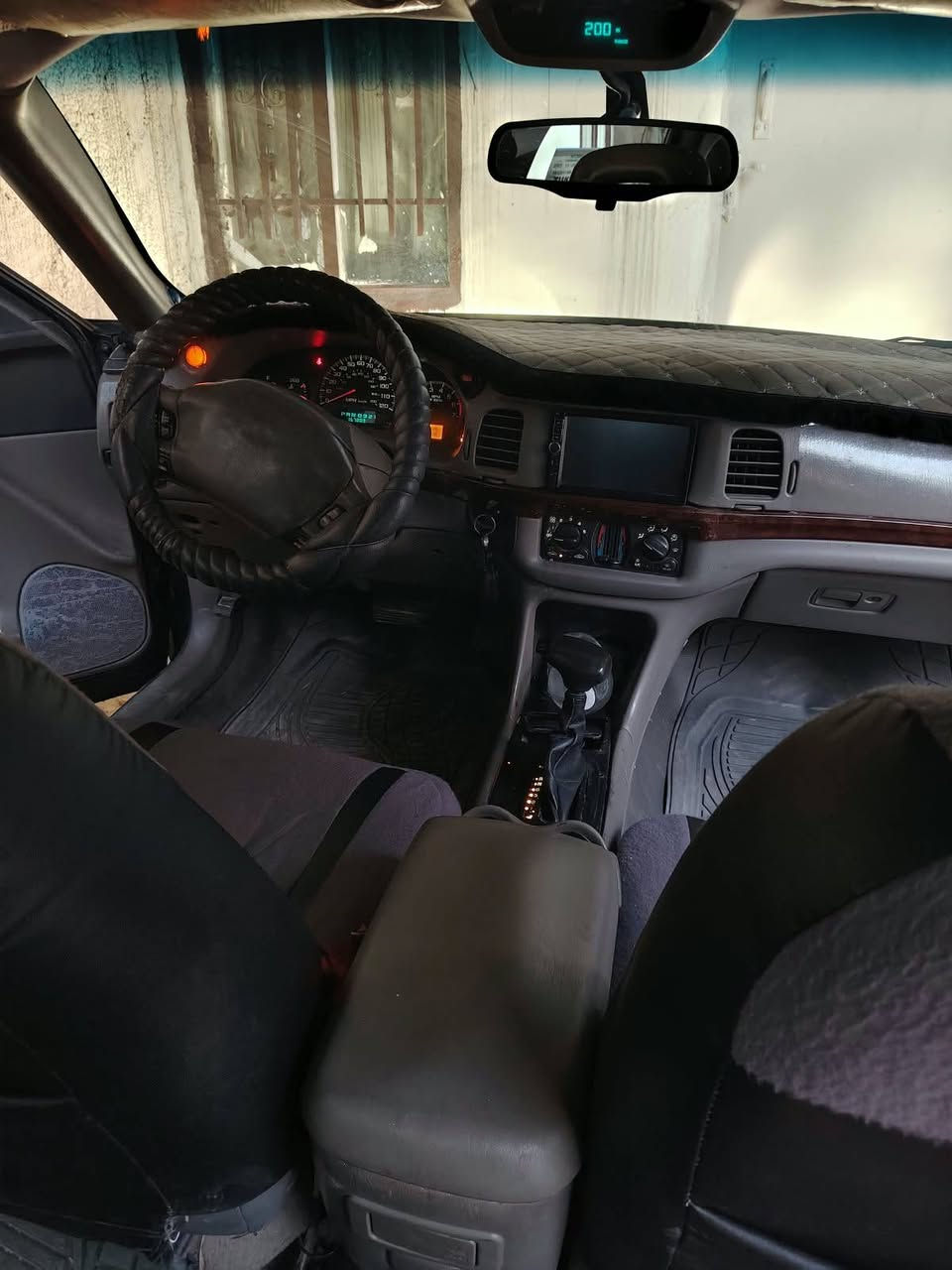 السلام عليكم سيارة امبال للبيع كايم شرموديل 2000 سنوية جديد محركط الوكالة والتحويل للستفسار على الرقم ***********
