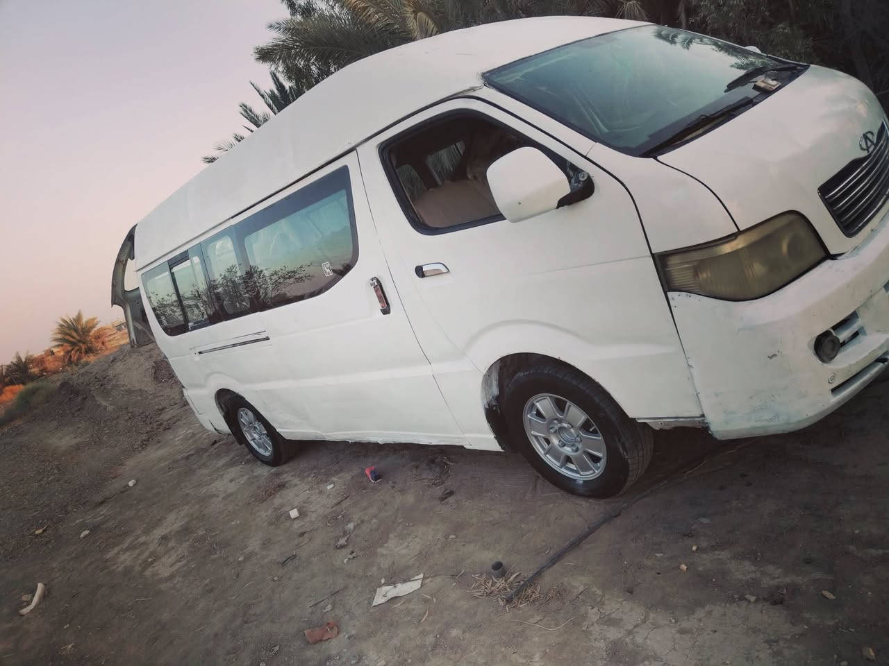 السلام عليكم شيري موديل 13 مكينه VVt 2500 ساطره يعني تشد جديده السعر 30 وبيها مجال قليل عنواني بابل القاسم *********** الشراي يتصل بيع فقط مااراوس كوم حديد بدون تحويل
