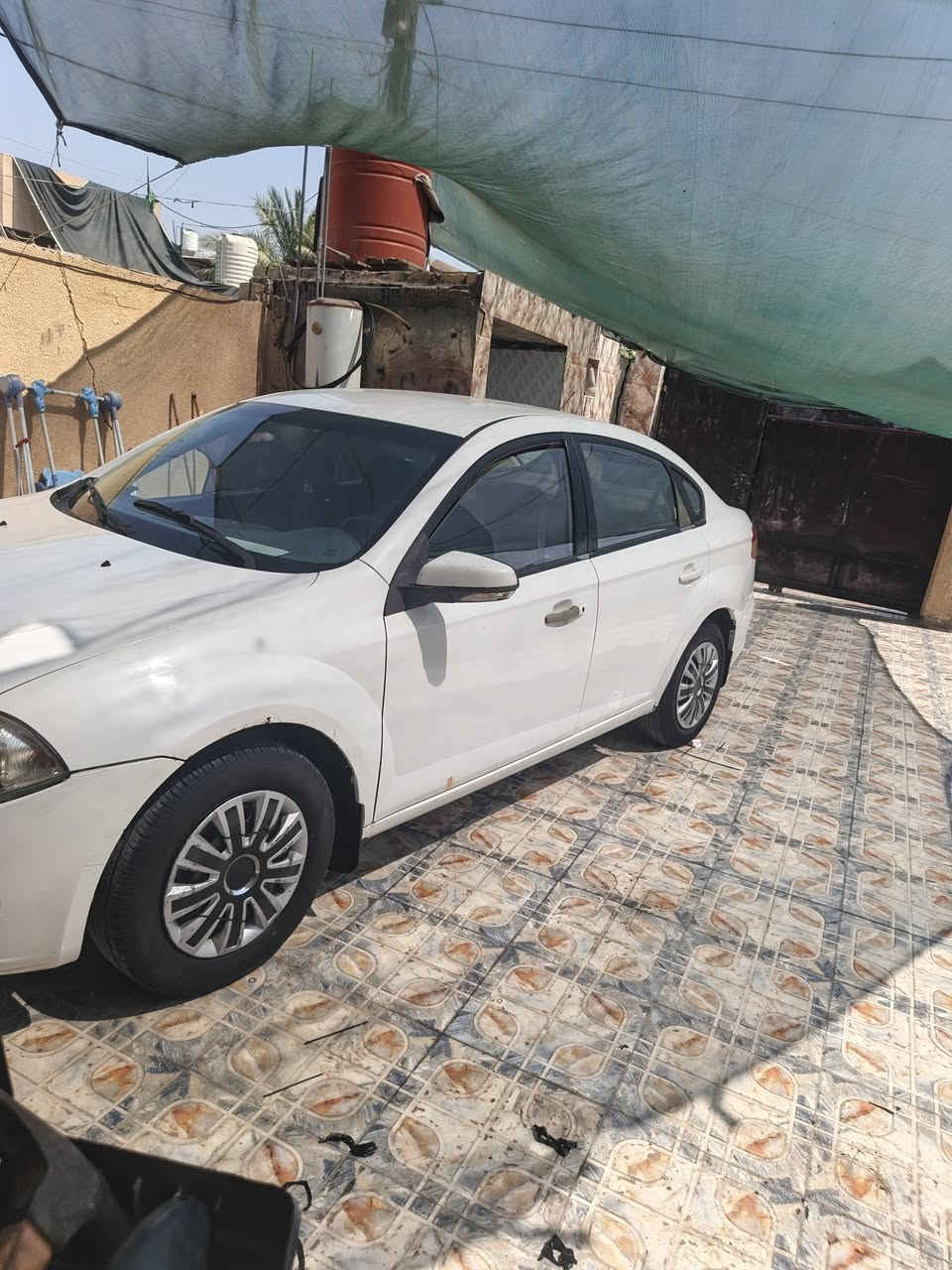 السلام عليكم  برنس موديل ٢٠١٤.للبيع او مروس حسب قناعه محرك وكير خير من الله وحداديه اماميه. وخلفيه كله جديد مكاني بابل السعر. 48وبيها مجال السياره كفاله من الحادث مامتوجد ع الفيس للستفسار. اتصال ع هذا رقم. 👈***********

