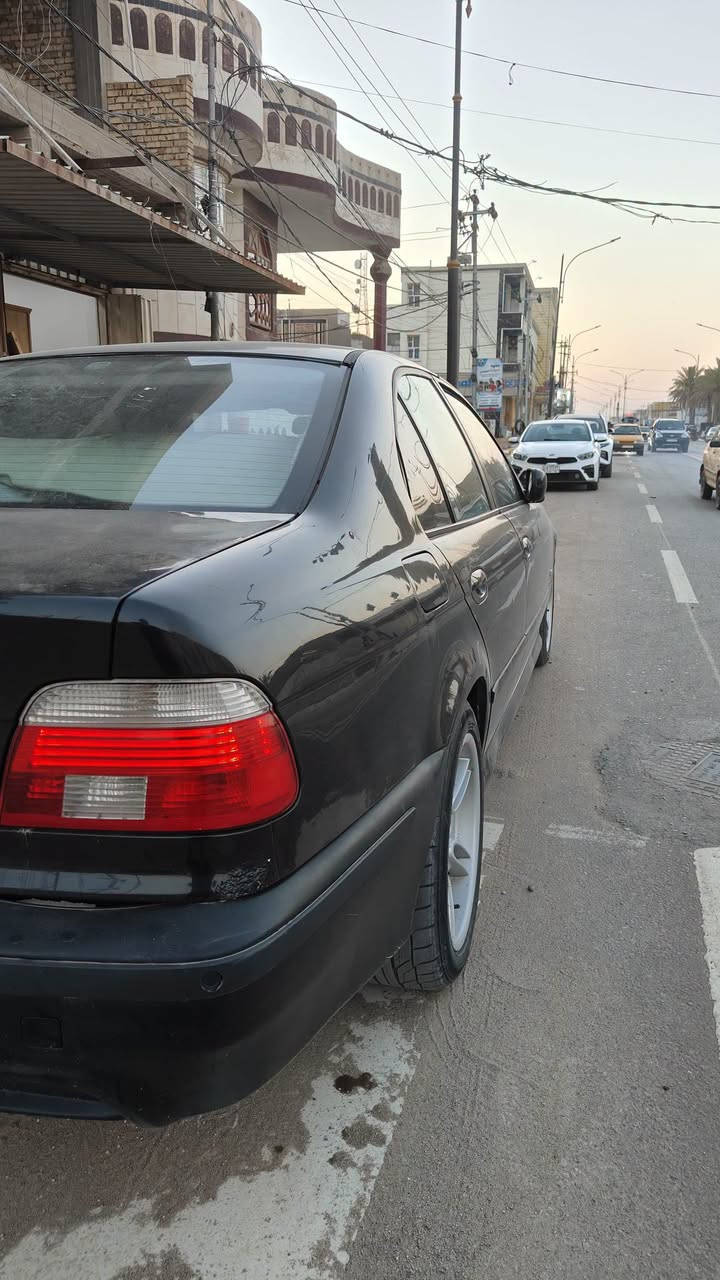 بي ام E39 • V8 3.5 • الديوانية