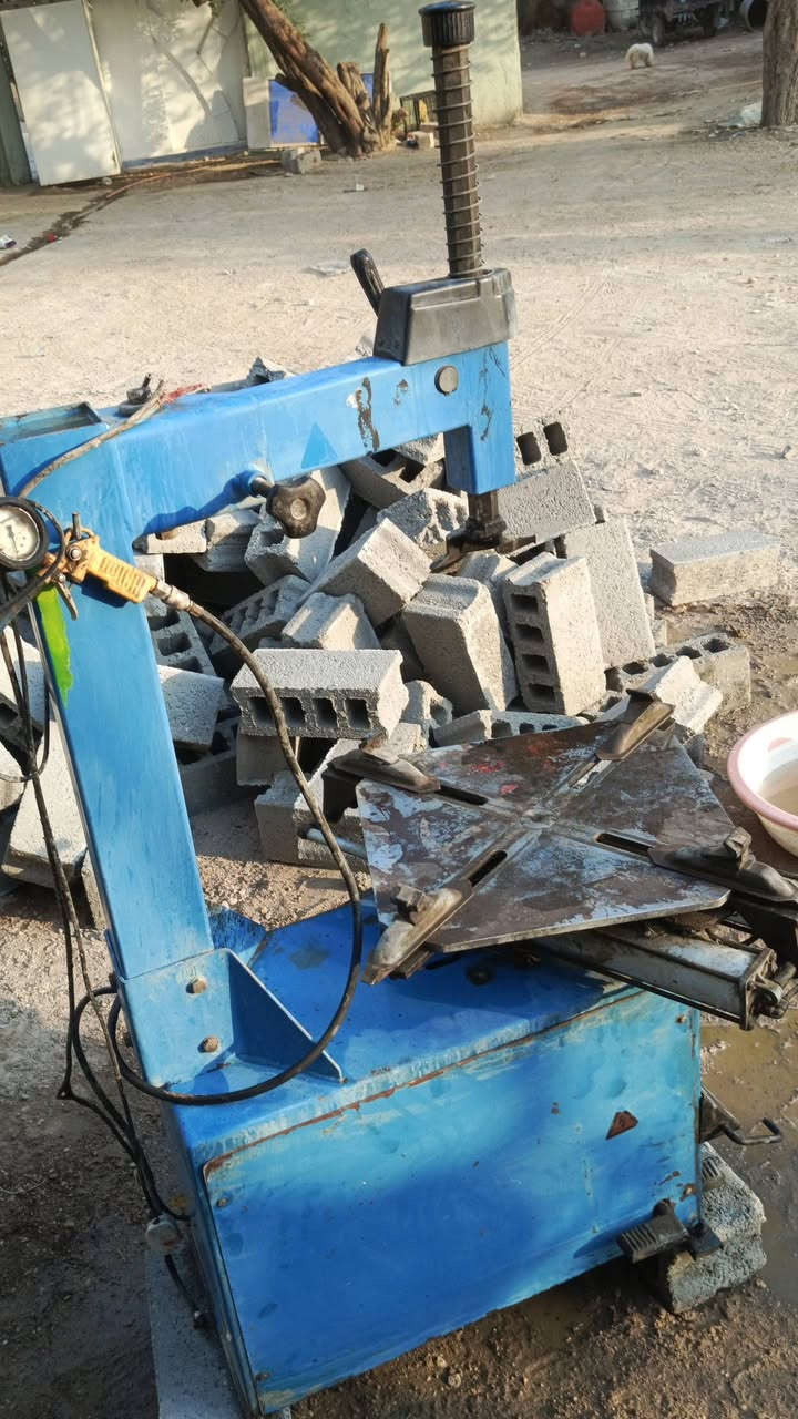 للبيع غراض بنجرجي كلهة شغالة  السعر 500وبيهن مجال العنوان نجف حي العسكري الرقم ***********بي واتساب
