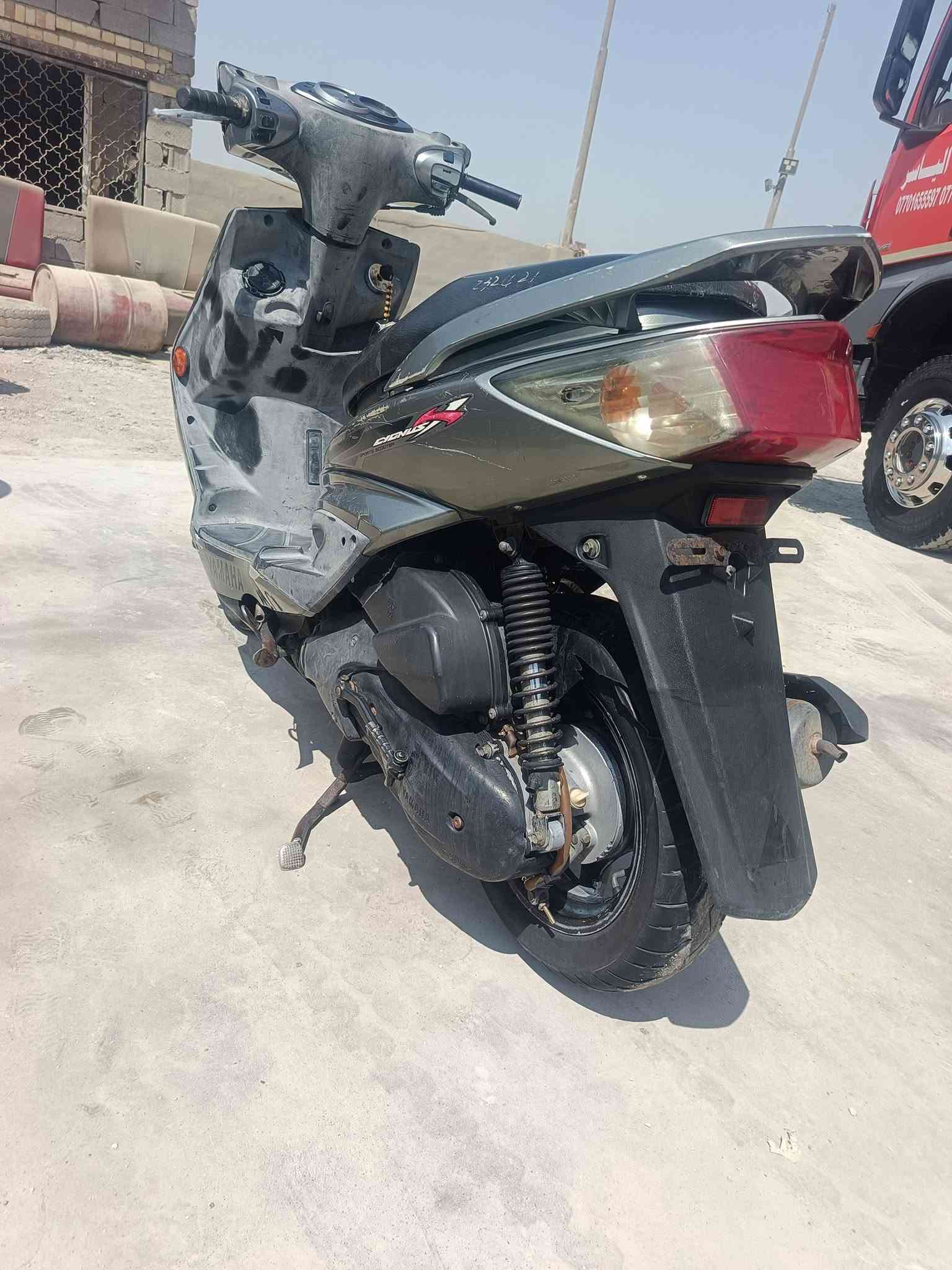 سكنس فحل محرك ممفتوح كفرات بلاديه كهربايات كله شغاله السعر 700بيه مجال  العبيدي ***********
