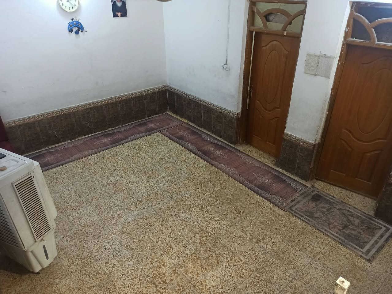 دار للبيع في حي النـداء 🏡
▪️مساحه 130م (واجهه 6ونص،نـزال 20)

▪️بناء جناي حديث سنه 2017  يحتوي على ثلاث غرف نوم +صاله +استقبال +مطبخ +مجاميع صحيه +كراج📌

▪️موقـعه حي النداء شارع مجمع بيتي قريب ع 60 الترابي ركن ع شارع 15  📍

▪️يـباع نـقدا بسعـر منـاسب جـوا السـوك 

واني صاحب الدار للتواصل واتساب او مراسله الصفحه :

***********
