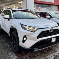 تويوتا راف فور هايبرد 2025 بلاك إديشن للبيع 🚗  🔹 ياباني أصلي 🔹 وارد عب...