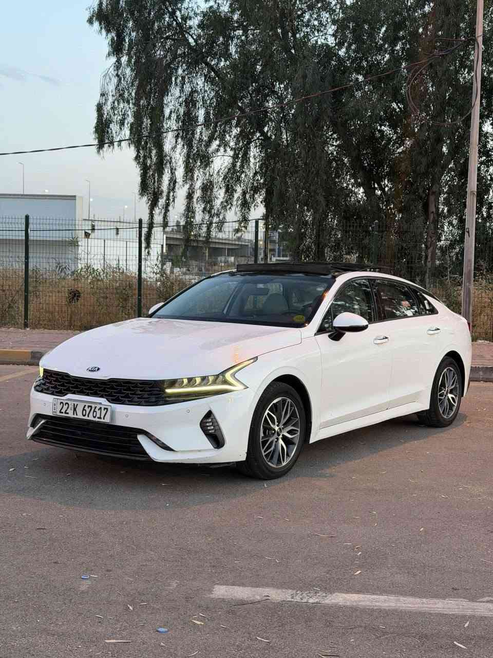 كيا k5 2021 وارد خليحي
ممشى 130 الف كيلو
فول مواصفات
بلا صبغ السيارة بيها ملاحظات بسيطة
مكان السيارة موصل
للسعر اكتب 🔴 رقم 21
او اتصل ***********
البيع نقد فقط وبدون مراوس
