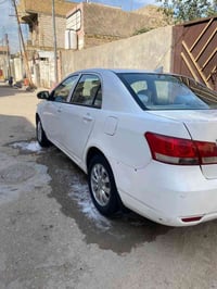 موديل ٢٠١٣ • سيارة