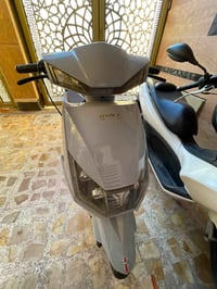 سكنس • شحن • ٦ بطاريات