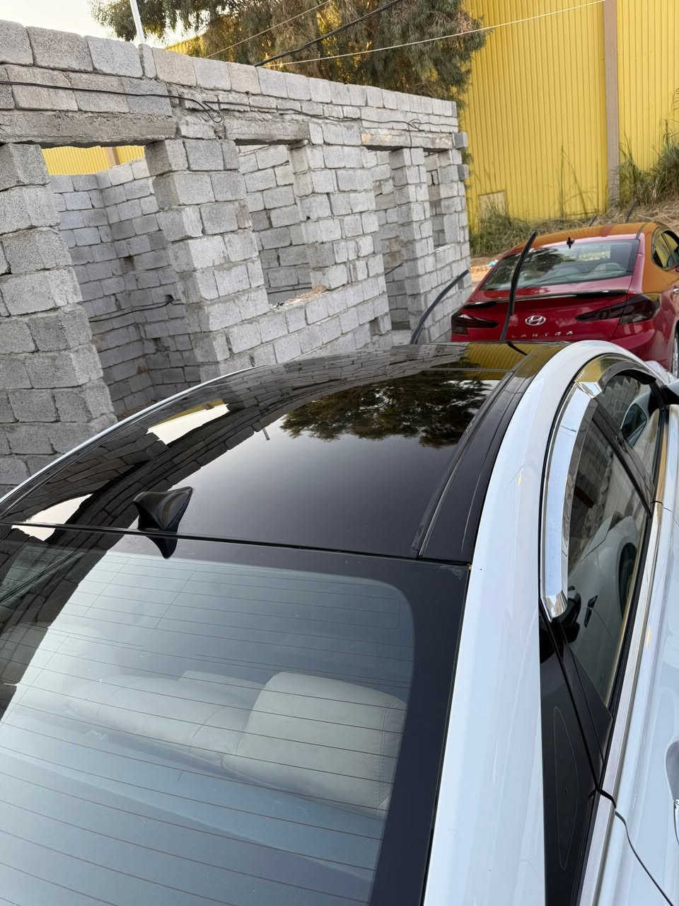 السلام عليكم سوناته خليجي موديل11
مكينه 2400دوش مجفتى

سيارة بنورامه 

سويج

ماشيه١٧٠كيلو متر

سياره بدون صبع

بيها بنيد مفتوح وبارد بكانين

سيارة جديده 

صدر جديد قبل يومين سويته

الرقم:***********

سعر:115وبيها مجال عنوان سيارة ديالى
