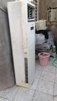 من رخصة الادمن غراض للبيع بسعر مناسب كلمن وسعرة تواصل اتصال 0776940050...