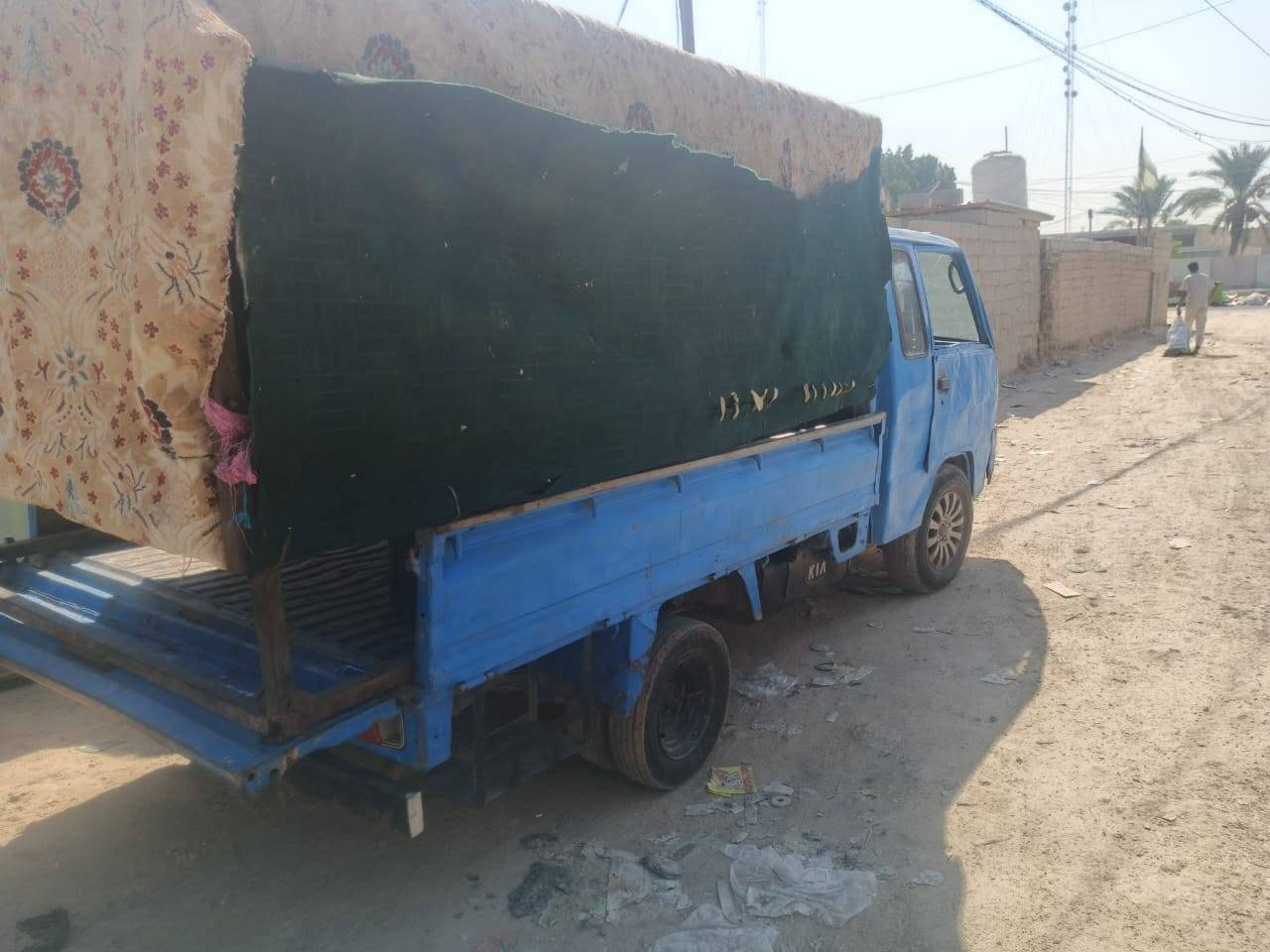كيه هونداي حمل 93 
 بيها مكينه وكير بنكو 96 مكفوله
رقم شاصي وشاصي وأكسن مكفوله
رقم الألماني سنويه رقم عاج 
بس راعيها ما واصله
سعر 27 وبيها مجال
العنوان كربلاء 
***********
