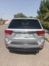 ٢٠١١ • فور ويل • كشنات كهرباء
