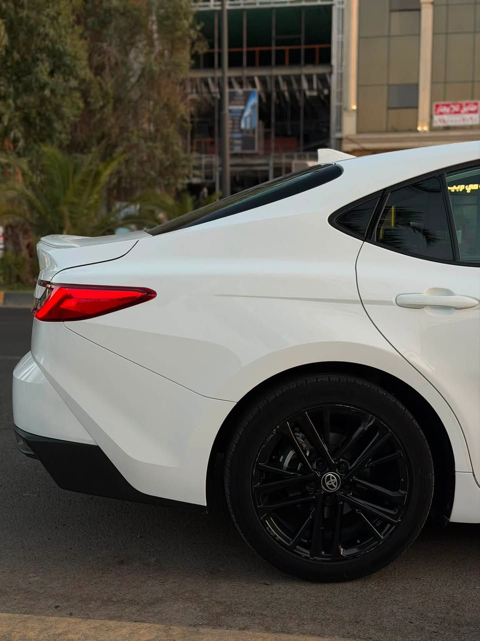 السلام عليكم
كامري 2025 SE HYBRID وارد امريكي للبيع
محرك 2.5 بحالة الوكالة الممشى 32 mil
( كشنات جلد - كشن كهرباء تحكم - رادارات تفاعلية - نقاط عمياء - بصمة ابواب ودخول ذكي ) 
سنوية وهزة جدد ب اسمي 
ثلاث قطع صبغ ايرباك ستيرن وبردة
السعر 187 ورقة 
العنوان بغداد الغزالية او اليرموك 
***********
