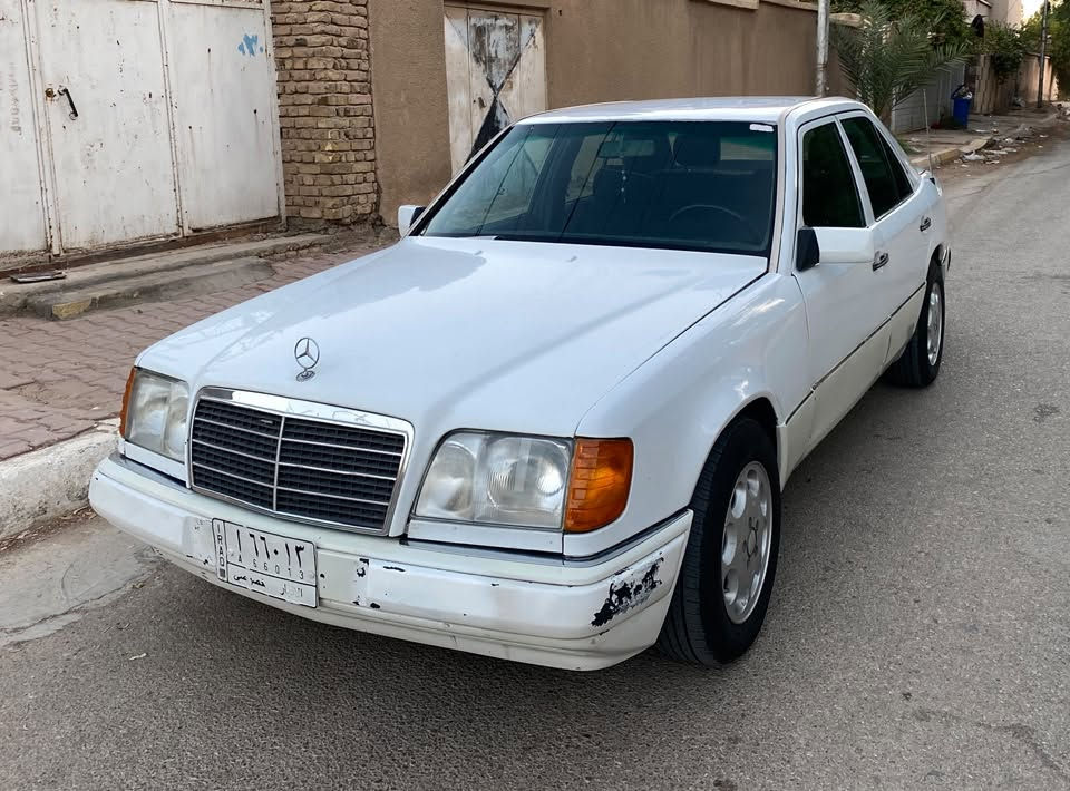 سلام عليكم للبيع مارسدس بيبي موديل 94 رقم انبار تحويل مباشر محرك بلادي خراطيم كير محرك جدد حداديه جديده تخم تاير جديد تبريد شغال ثلج قواعد دبلات جدد بدون الحيم او خياس سياره جاهزه سعر 55 وبيها مجال مكاني كربلاء 
***********
***********
